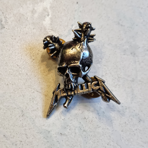 Metallica "Damage" Kitűző