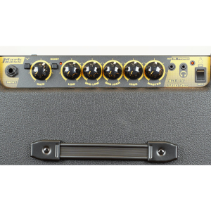 Markbass CMB101 BlackLine 1 x 10" 40W Basszuskombó Markbass CMB101 BlackLine 1 x 10" 40W Basszuskombó