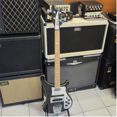 Aria Pro II RB750 Rickenbacker Black Basszusgitár (használt) Aria Pro II RB750 Rickenbacker Black Basszusgitár (használt)