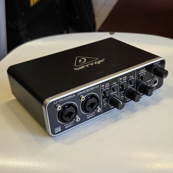 Behringer UMC202HD Audió Interfész (használt)