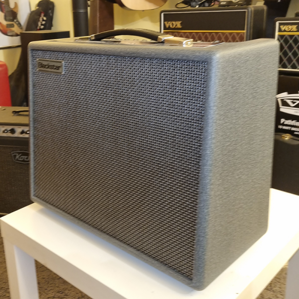 Blackstar Silverline Special 50W Gitárkombó (használt) Blackstar Silverline Special 50W Gitárkombó (használt)