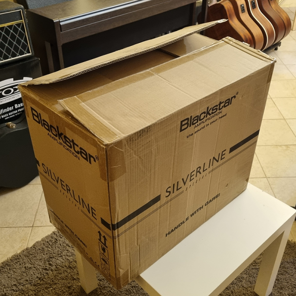 Blackstar Silverline Special 50W Gitárkombó (használt) Blackstar Silverline Special 50W Gitárkombó (használt)