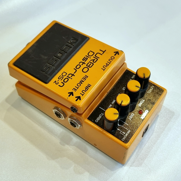 Boss DS-2 Turbo Distortion Gitár Torzító Effekt Pedál (használt)