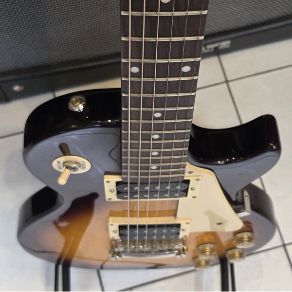 Epiphone Les Paul 100 Elektromos gitár (használt)