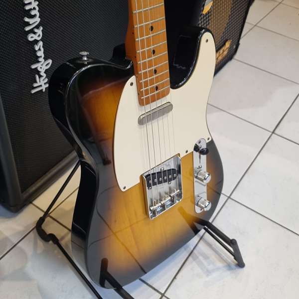 Fender Classic 50's Telecaster 1999 Bare Knuckle Hangszedőkkel Sunburst MIM Elektromos Gitár (használt)