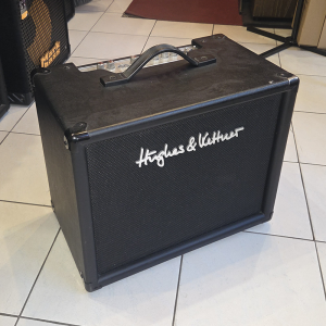 Hughes & Kettner Tubemeister 18  12" Csöves Gitárkombó (Használt) Hughes & Kettner Tubemeister 18  12" Csöves Gitárkombó (Használt)