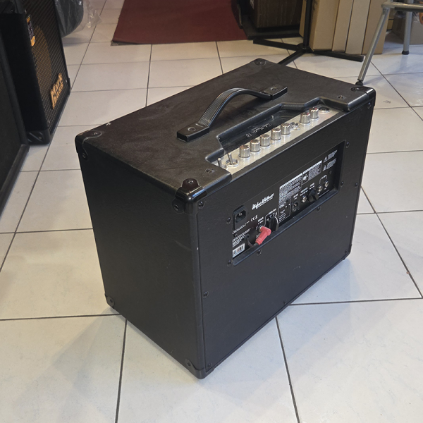 Hughes & Kettner Tubemeister 18  12" Csöves Gitárkombó (Használt)