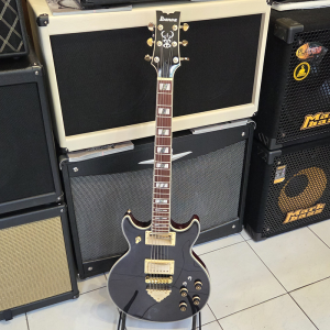 Ibanez AR320-MBM Elektromos Gitár (használt)