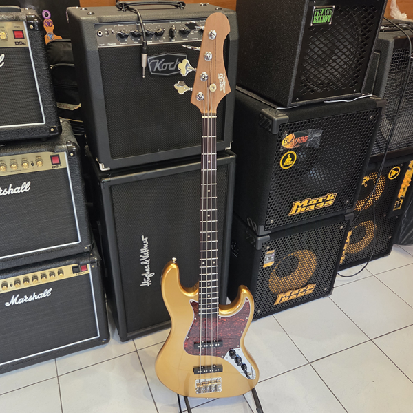 Jet JJB300GD Basszusgitár (Használt)