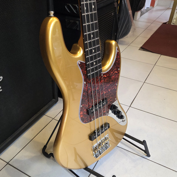 Jet JJB300GD Basszusgitár (Használt)