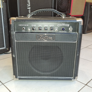 Kustom Contender 18W Gitárkombó (Használt) Kustom Contender 18W Gitárkombó (Használt)