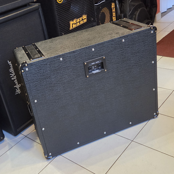 Marshall 1936 2 x 12"  Gitárláda (használt)