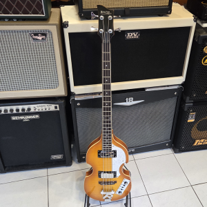 Rocktile Violin Basszusgitár (használt)