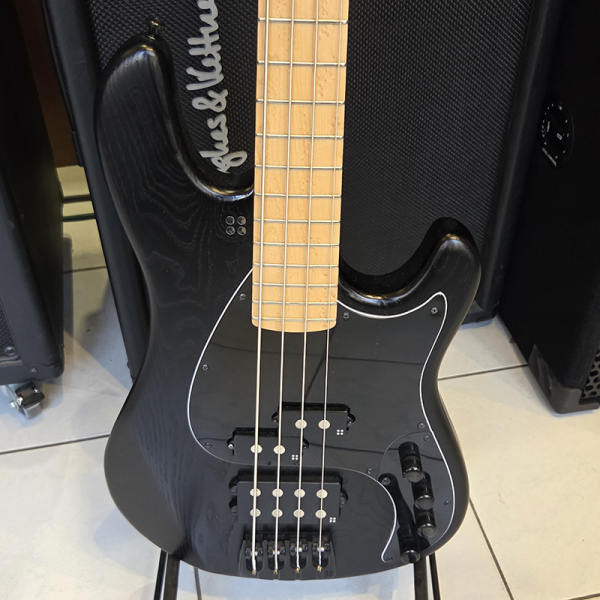 Sandberg California VM4 Basszusgitár (matt fekete) (használt) 