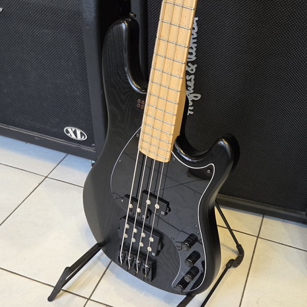 Sandberg California VM4 Basszusgitár (matt fekete) (használt) 