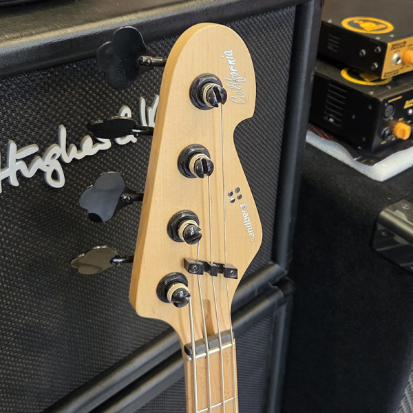 Sandberg California VM4 Basszusgitár (matt fekete) (használt) 