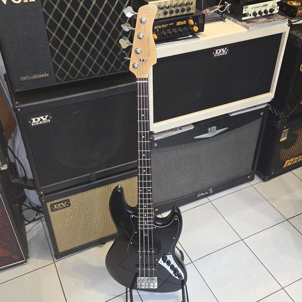 Sire V3 Marcus Miller Basszusgitár (Használt)