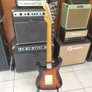Squier Classic Vibe 60's HSS Stratocaster Elektromos Gitár (használt) Squier Classic Vibe 60's HSS Stratocaster Elektromos Gitár (használt)