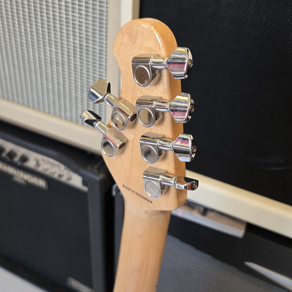 Sterling by MusicMan S.U.B. AX3 Trans Red Elektromos Gitár (Használt)