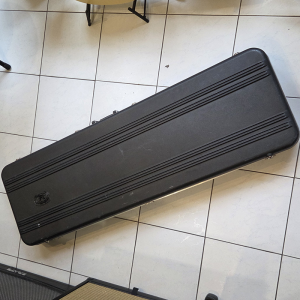TKL Basszusgitár keménytok (használt)