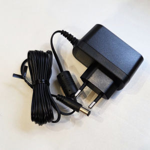 KORG KA189 9V/600mA Tápegység