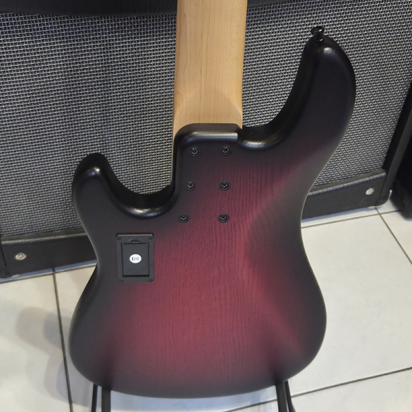 Sandberg California Central 5 35" Matt Redburst Basszusgitár