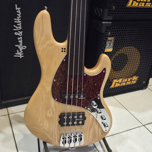 Sandberg California TM4 Greenline Fretless Basszusgitár (matt natúr)