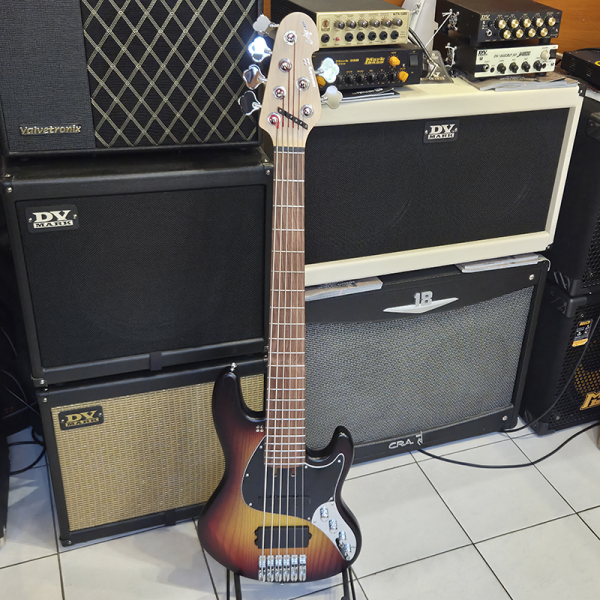 Sandberg California TM6 3-Tónusú Sunburst Basszusgitár
