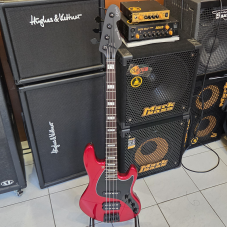 Sandberg California TM4 Basszusgitár (metál vörös)