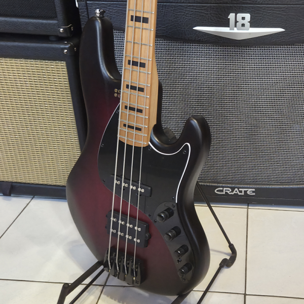 Sandberg California TM4 Super Light Basszusgitár (Matt Redburst)