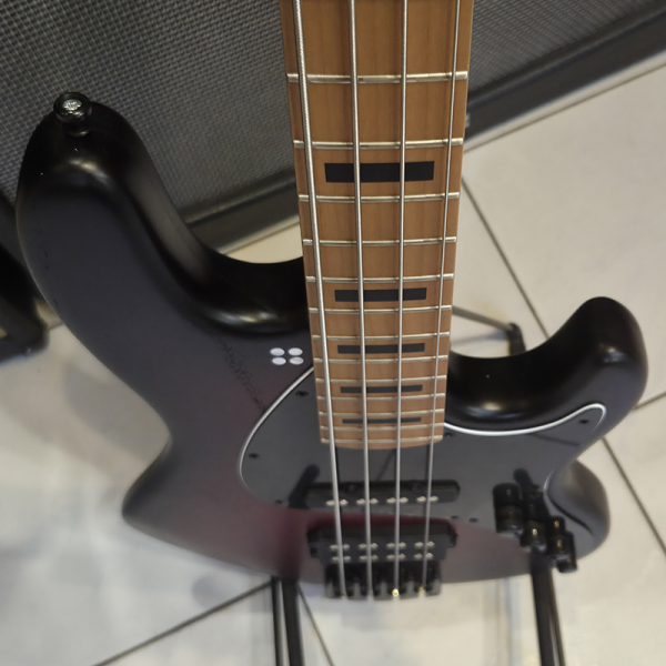 Sandberg California TM4 Super Light Basszusgitár (Matt Redburst)