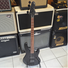 Sandberg California TM4 Nighthawk Basszusgitár