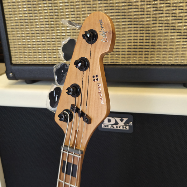 Sandberg California TM4 Super Light Basszusgitár (Matt Natúr)