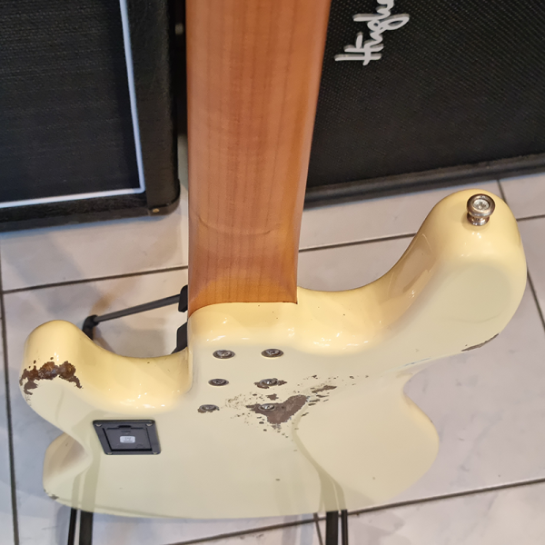 Sandberg California TM4SL Super Light Basszusgitár (Krém Hardcore Aged) Sandberg California TM4SL Super Light Basszusgitár (Krém Hardcore Aged)