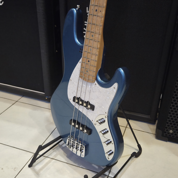 Sandberg California TT4 Lake Placid Blue Basszusgitár