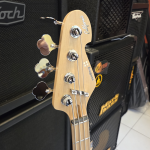 Sandberg California TT4 Lionel 30" Basszusgitár (Krém színű)