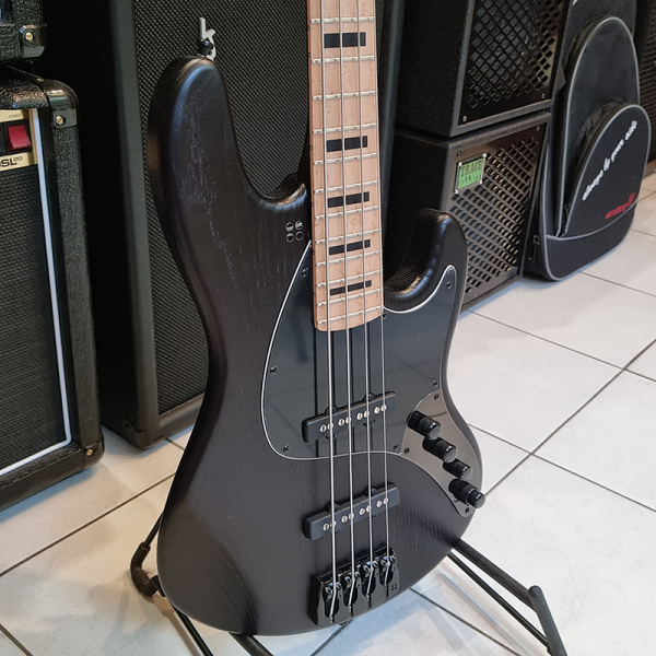 Sandberg California TT4 Basszusgitár (Matt Fekete)