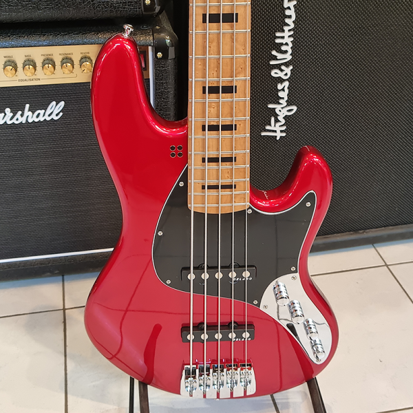 Sandberg California TT5 35" Basszusgitár (Metál Vörös)