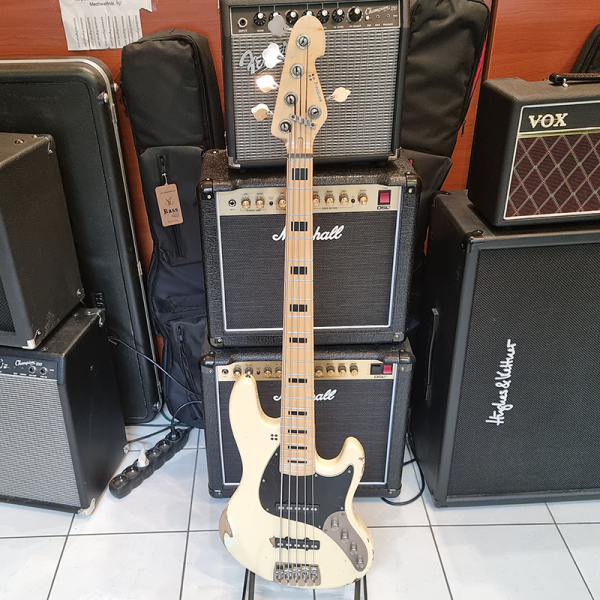 Sandberg California TT5 Greenline Super Light Hardcore Aged Krém Basszusgitár Sandberg California TT5 Greenline Super Light Hardcore Aged Krém Basszusgitár