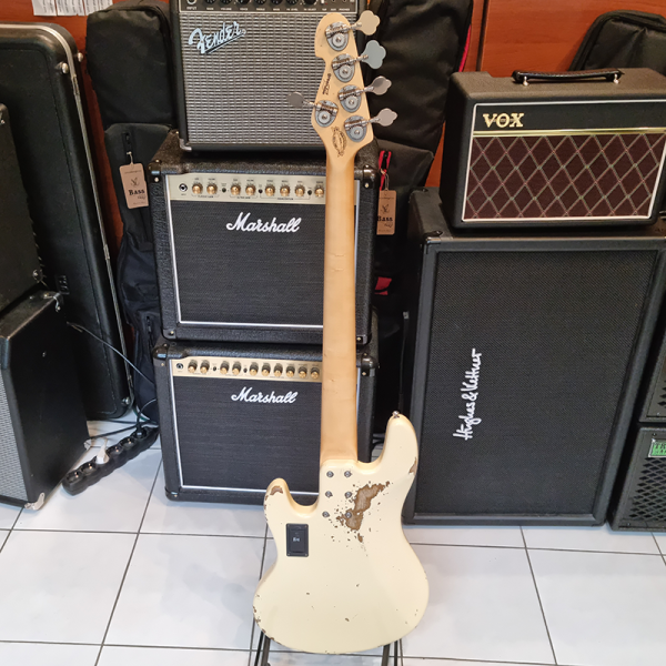 Sandberg California TT5 Greenline Super Light Hardcore Aged Krém Basszusgitár Sandberg California TT5 Greenline Super Light Hardcore Aged Krém Basszusgitár