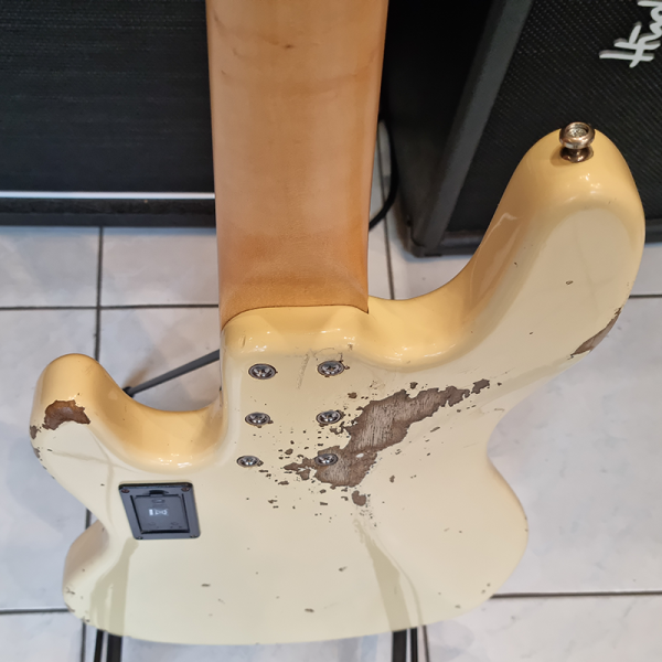 Sandberg California TT5 Greenline Super Light Hardcore Aged Krém Basszusgitár Sandberg California TT5 Greenline Super Light Hardcore Aged Krém Basszusgitár