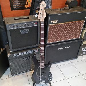 Sandberg California VM4 Blackburst Basszusgitár (Kőris) Sandberg California VM4 Blackburst Basszusgitár (Kőris)