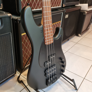 Sandberg California VM4 Nighthawk Basszusgitár (matt fekete) Sandberg California VM4 Nighthawk Basszusgitár (matt fekete)