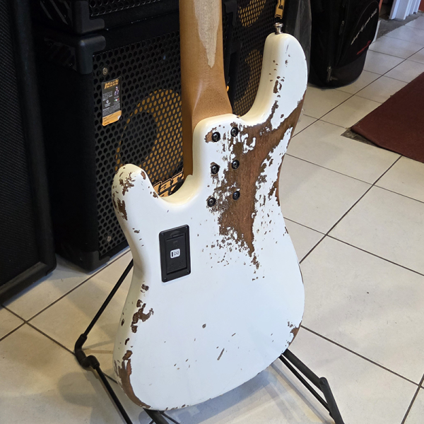 Sandberg California VT4 Virgin White Masterpice Aged Basszusgitár