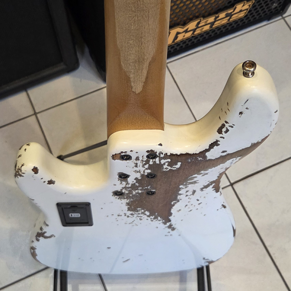 Sandberg California VT4 Virgin White Masterpice Aged Basszusgitár