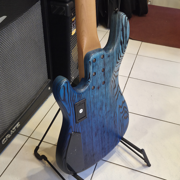 Sandberg California VT5 35" Zebra Blueburst Basszusgitár