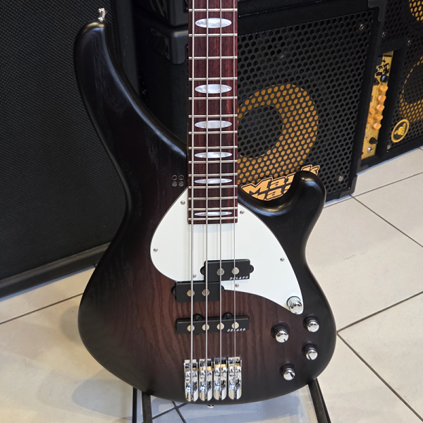 Sandberg Custom VT4 Yolanda Charles Signature Basszusgitár