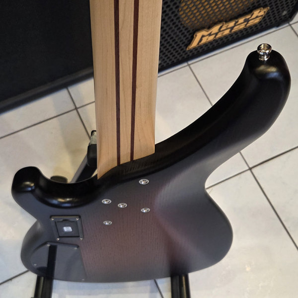 Sandberg Custom VT5 Yolanda Charles Signature Basszusgitár