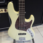 Sandberg Electra TT4RW Creme Basszusgitár