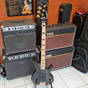 Sandberg Panther VM4 Basszusgitár (Fekete)